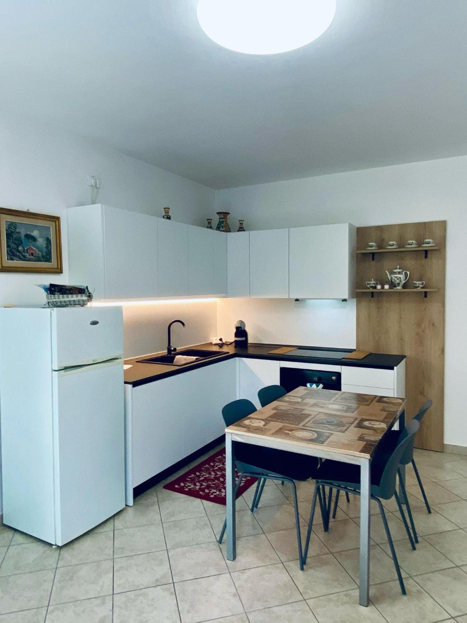 Alma Apartment سيرمِيوني المظهر الخارجي الصورة