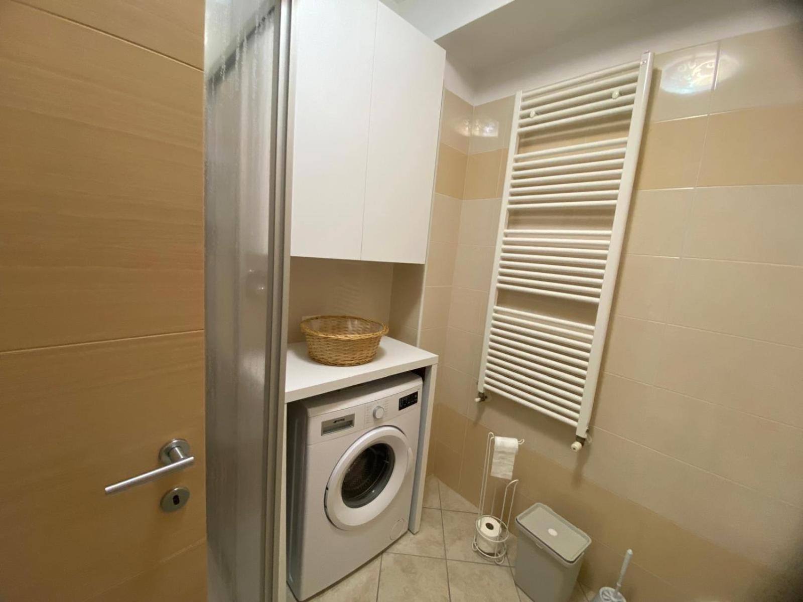 Alma Apartment سيرمِيوني الغرفة الصورة