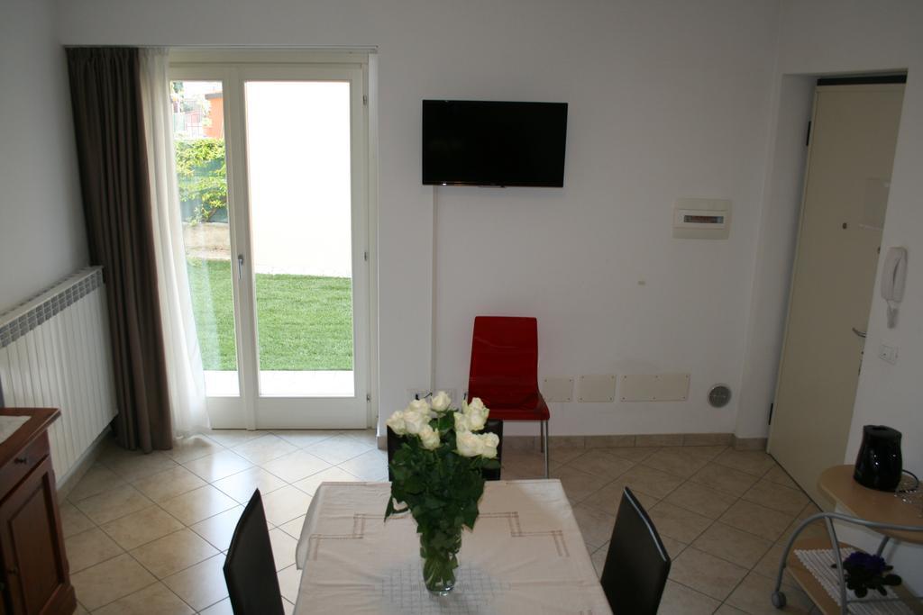 Alma Apartment سيرمِيوني المظهر الخارجي الصورة